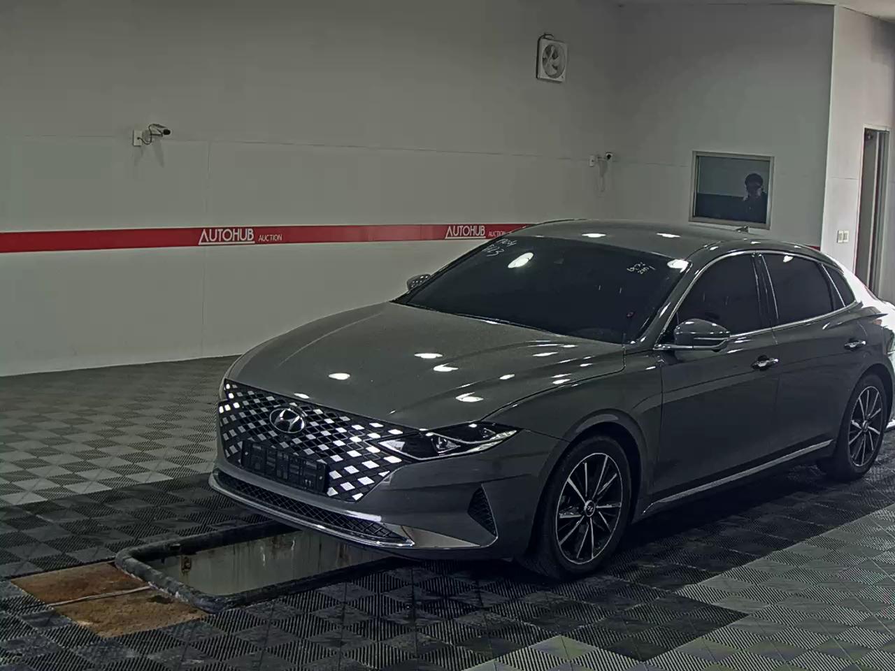 ازيرا — صورة 4