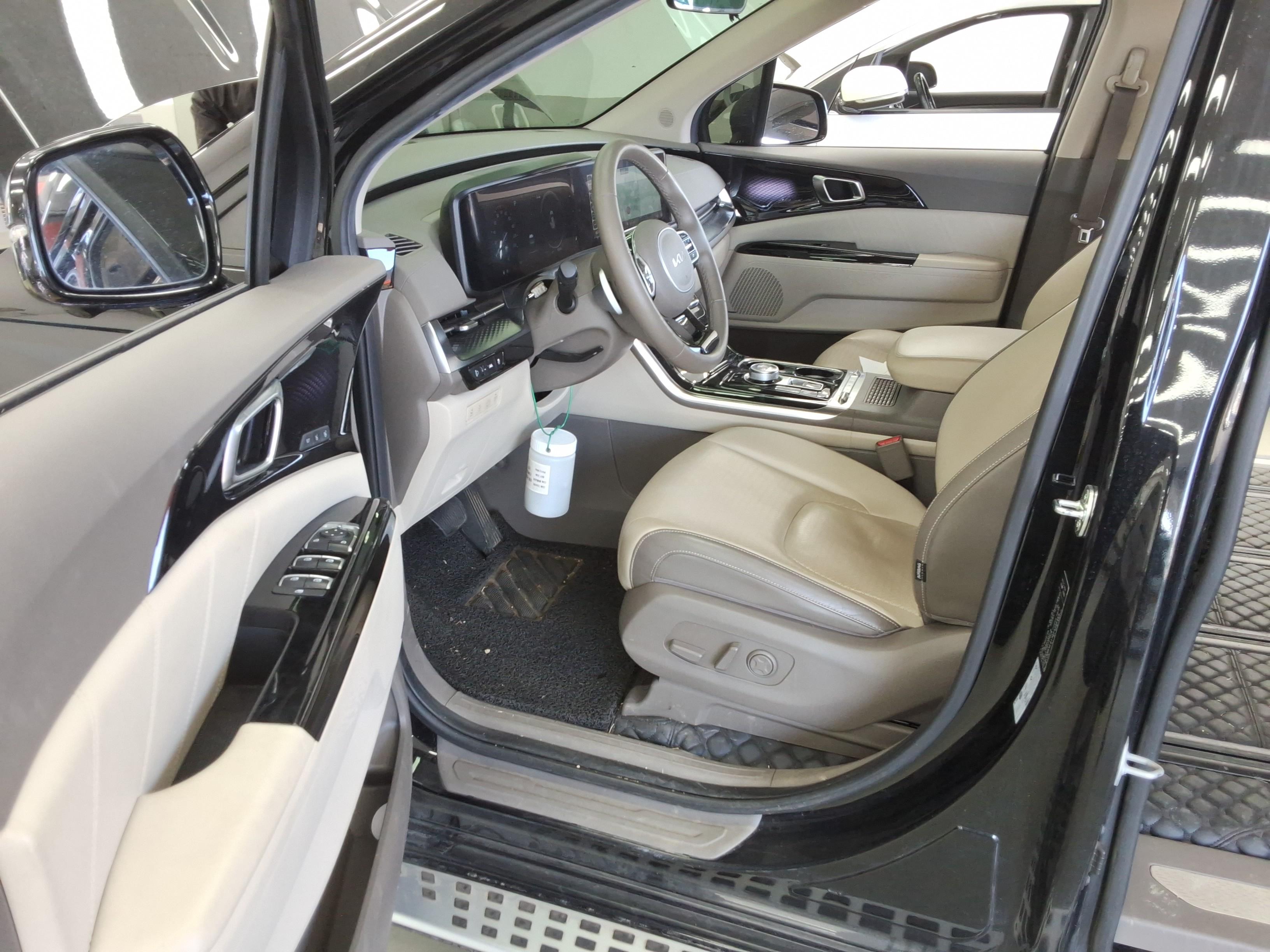 كارنيفال — صورة 7