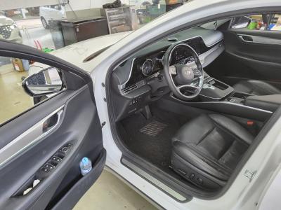 ازيرا — صورة 2