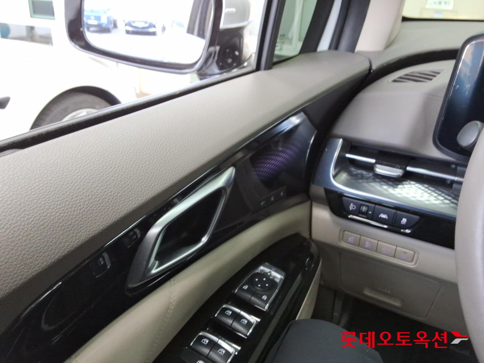 كارنيفال — صورة 4