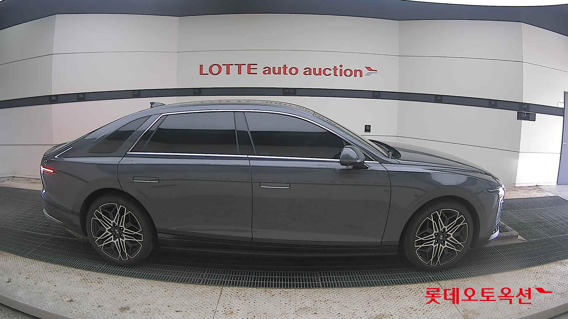 ازيرا — صورة 1