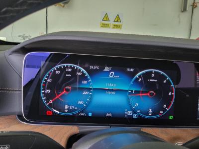 E-Class — صورة 1