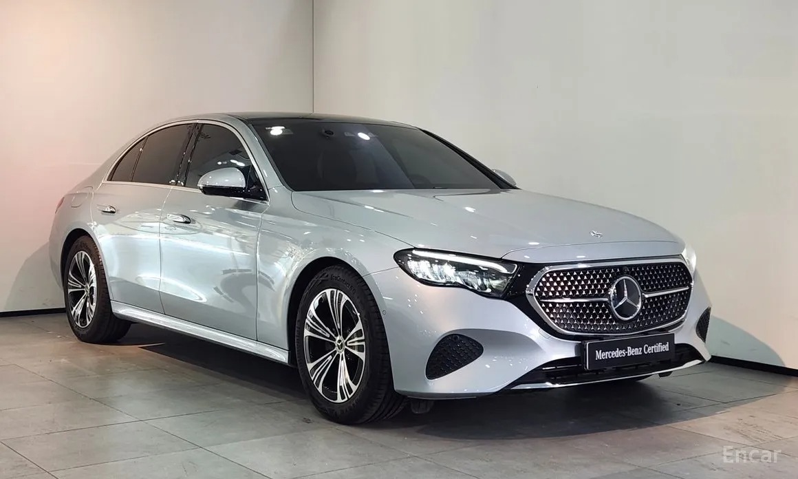 E-CLASS — صورة 1