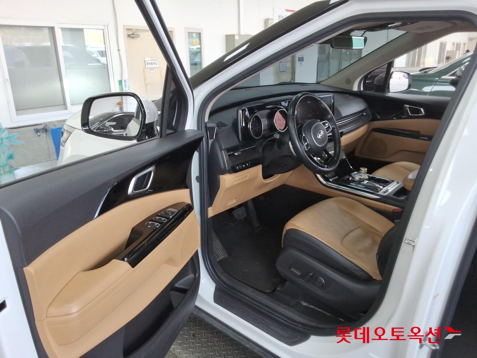 كارنيفال — صورة 6