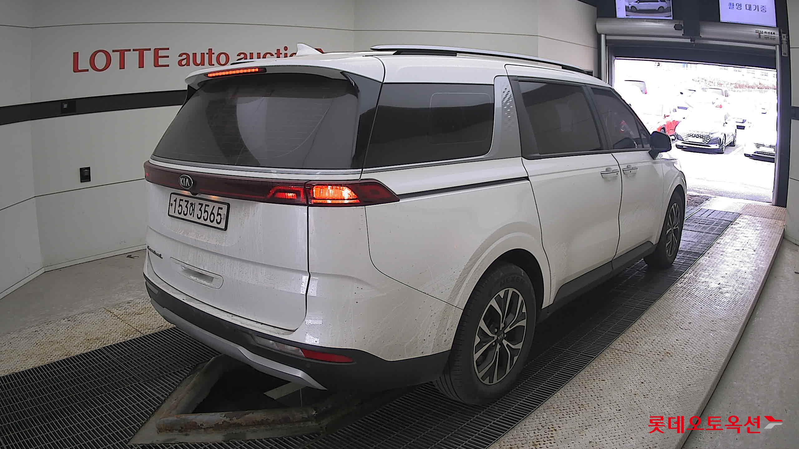 كارنيفال — صورة 2