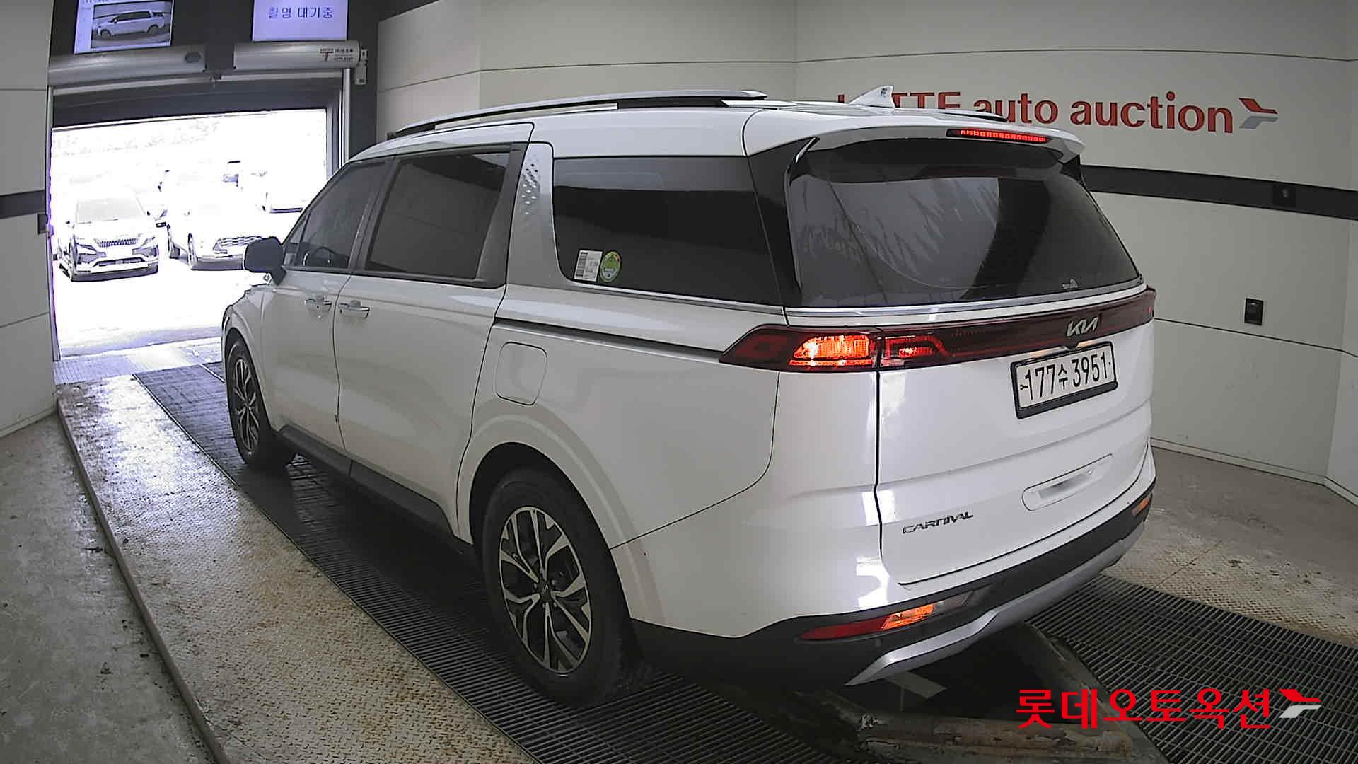 كارنيفال — صورة 2